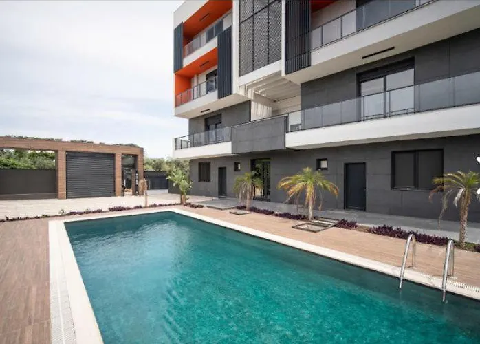Tunc Suites